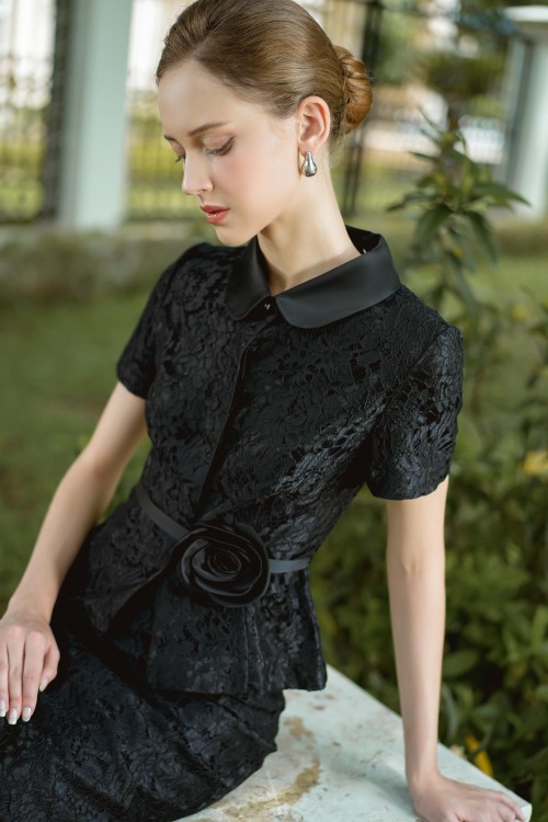 Sixdo Black Lace Blouse With Flower